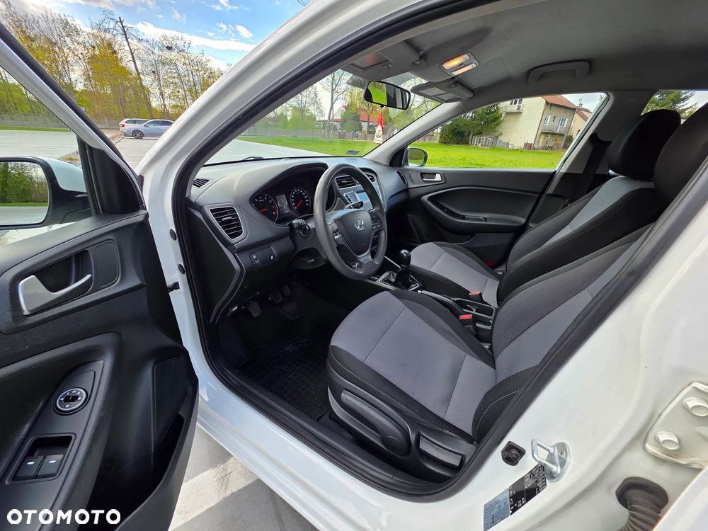 Hyundai i20 1.2 Classic Plus - 10