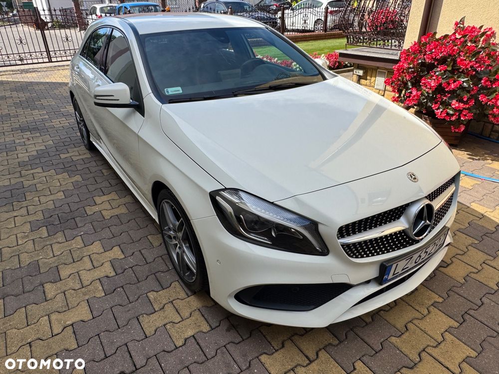 Mercedes-Benz Klasa A 180 7G-DCT AMG Line - 3
