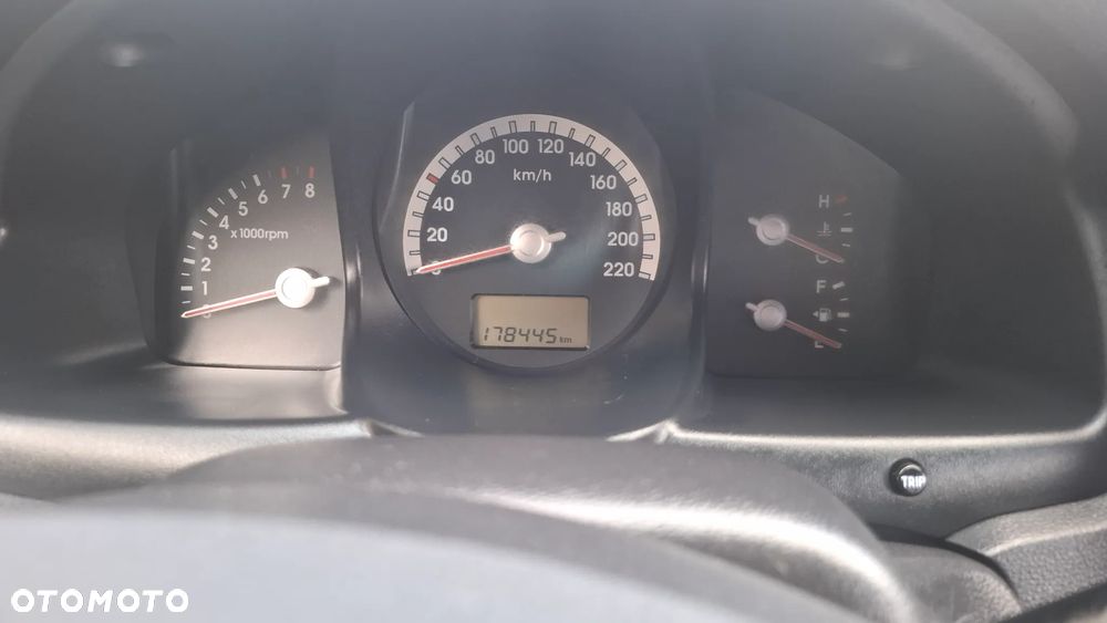 Kia Sportage 2.0 4WD Champ - 26