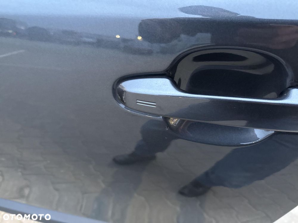 Toyota C-HR 2.0 Hybrid Executive - 17