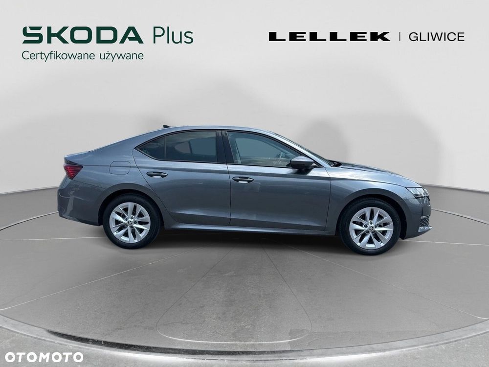Skoda Octavia 1.5 TSI mHEV Selection DSG - 9
