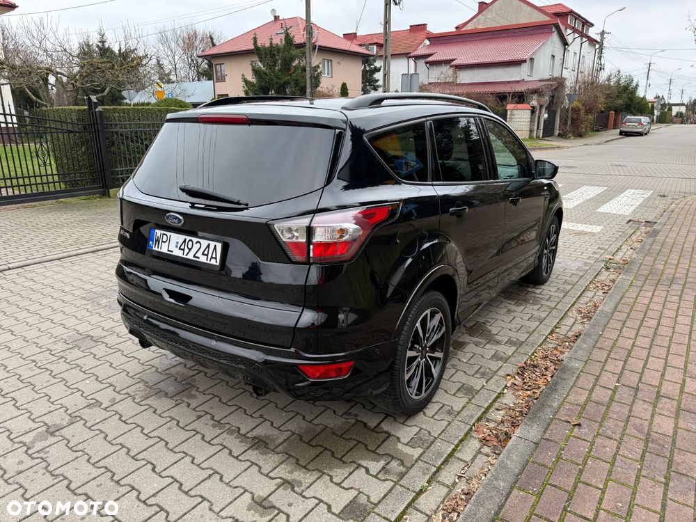 Ford Kuga 1.5 TDCi FWD ST-Line - 14