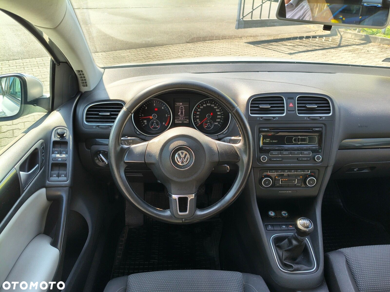 Volkswagen Golf - 9