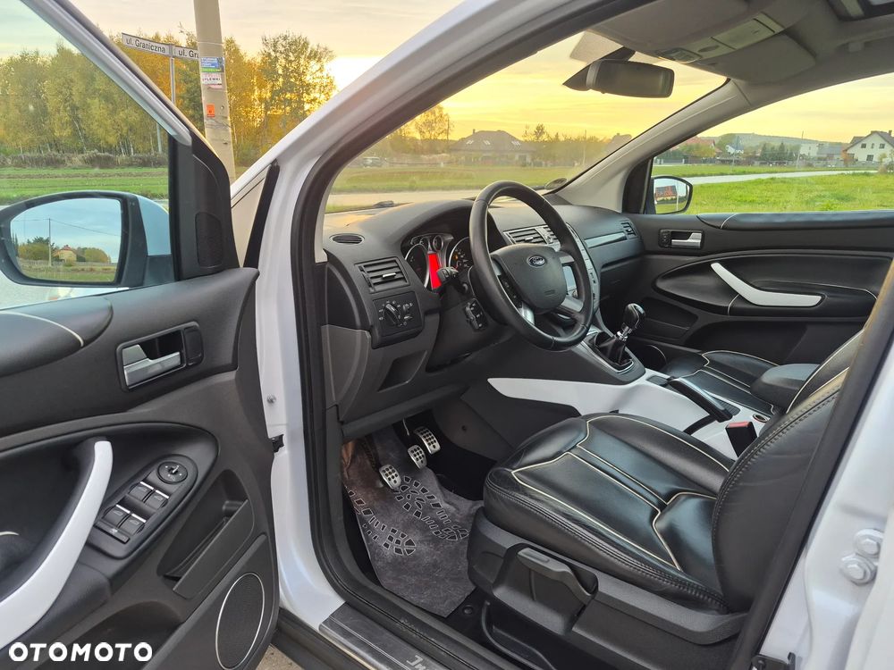 Ford Kuga 2.0 TDCi 2x4 Individual - 14