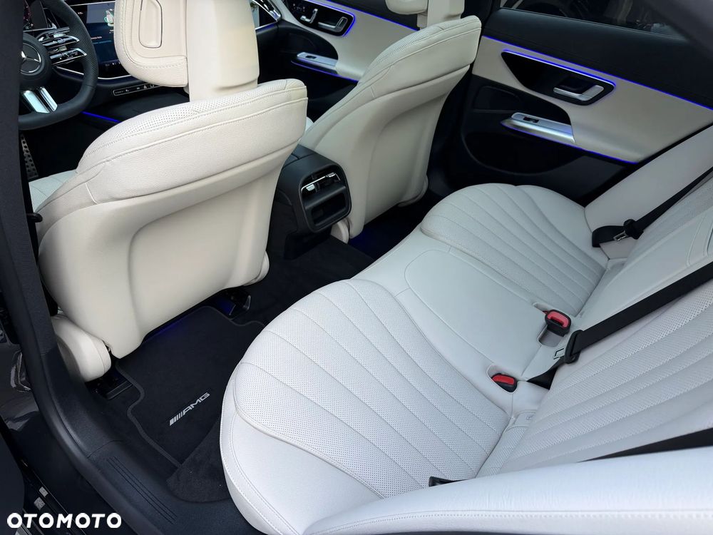 Mercedes-Benz Klasa E 220 d mHEV 4-Matic AMG 9G-Tronic - 17