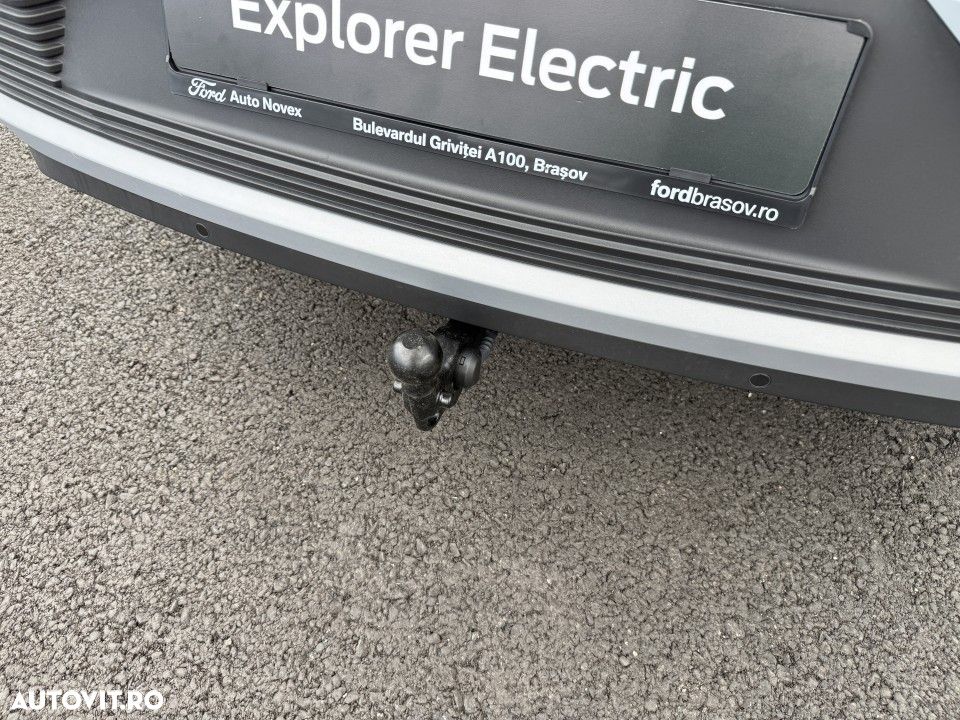 Ford Explorer - 17