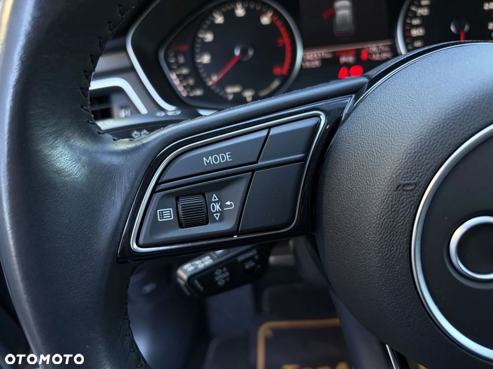 Audi A4 Avant 40 TFSI S tronic - 17