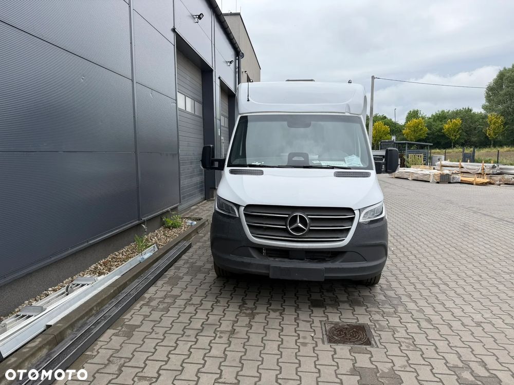 Mercedes-Benz Sprinter 319 Laweta - 3