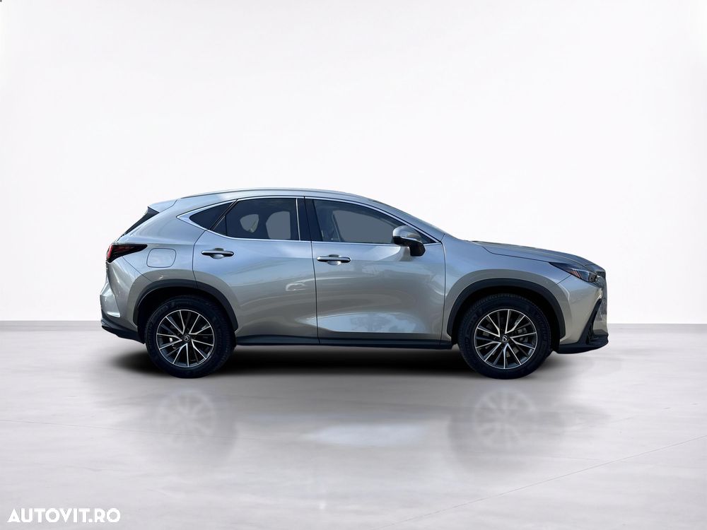 Lexus Seria NX 450h+ E-FOUR - 7
