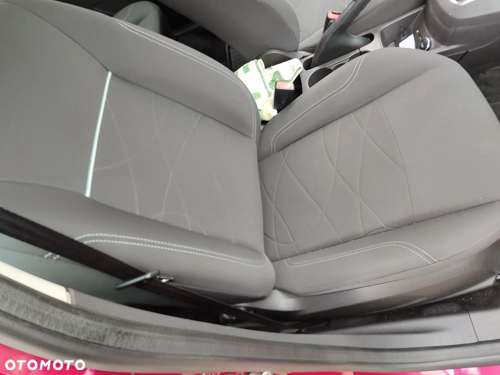 Ford Fiesta - 21