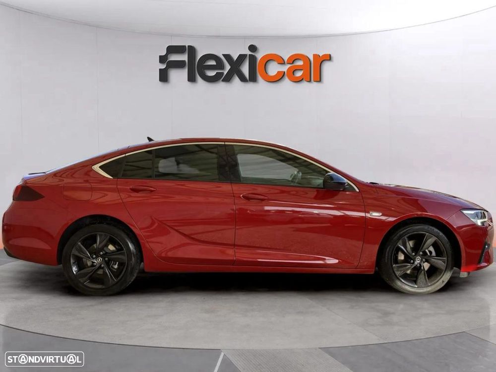 Opel Insignia Grand Sport - 2