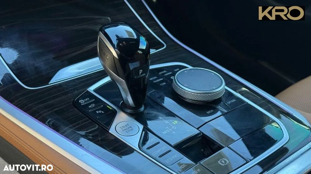 BMW X5 xDrive40i - 32