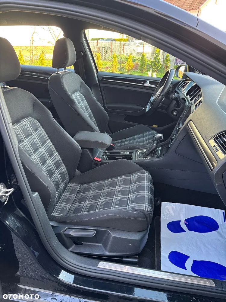 Volkswagen Golf GTD (BlueMotion Technology) DSG - 15