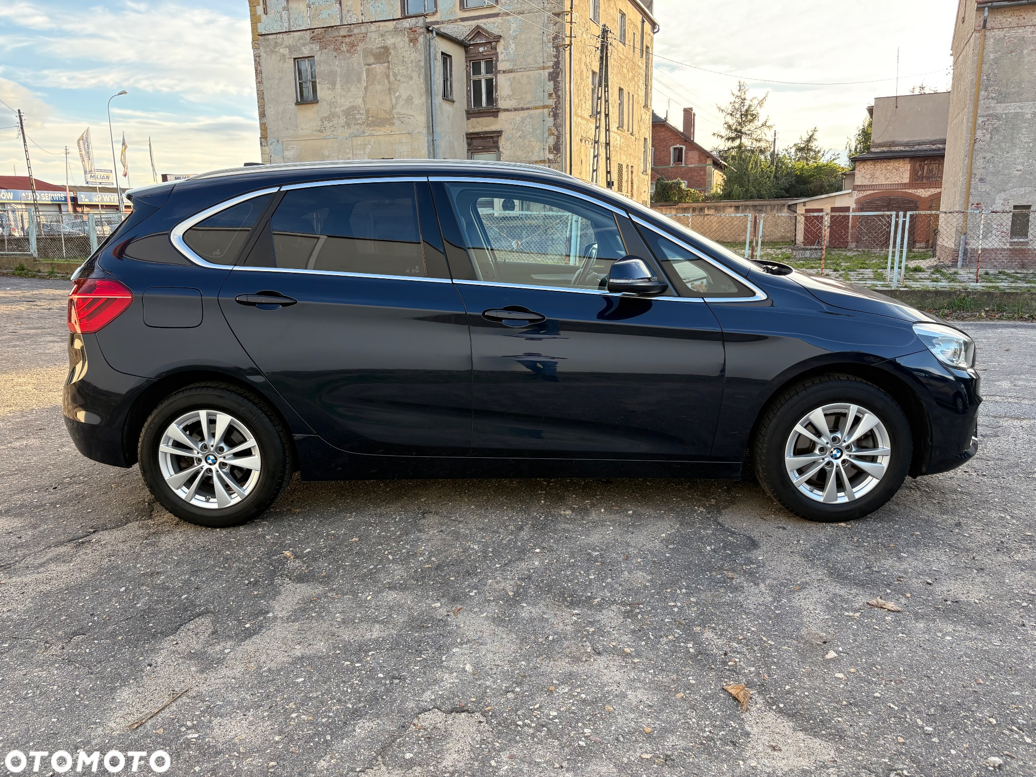 BMW Seria 2 218i Active Tourer - 5