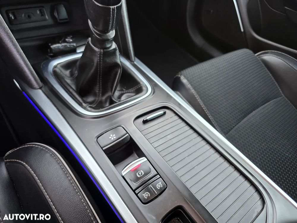 Renault Megane - 24