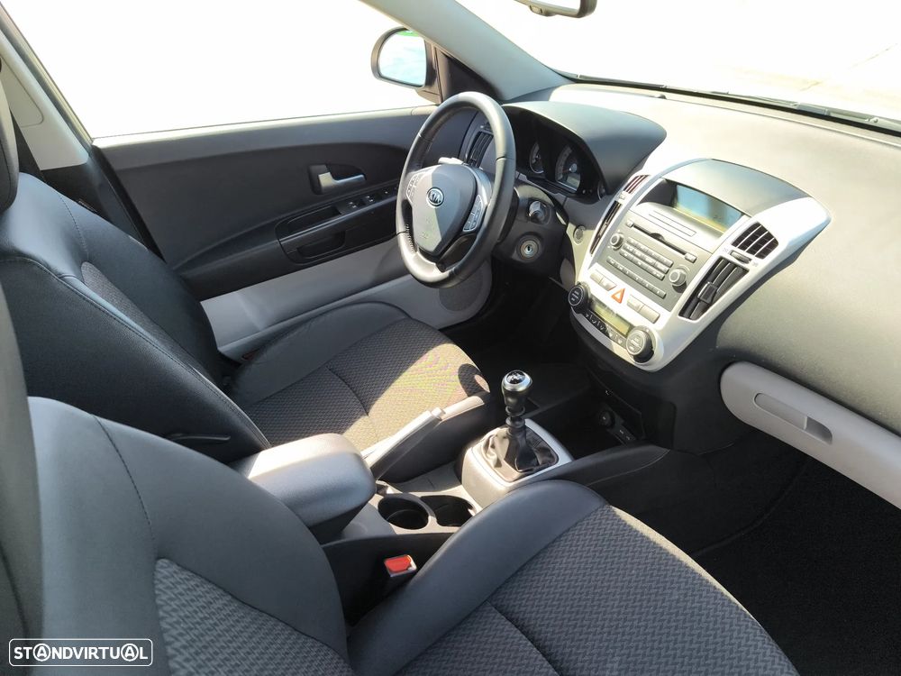 Kia Ceed 1.4 CVVT EX ISG - 9
