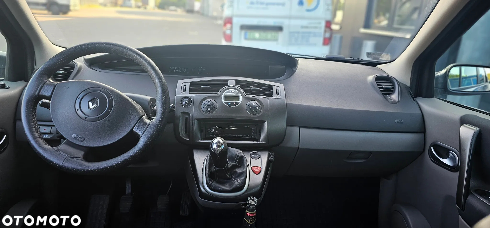 Renault Scenic 1.6 Confort Privilege - 6