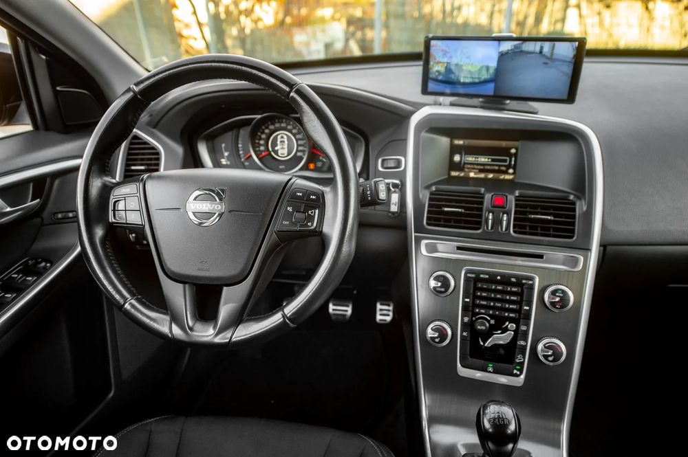 Volvo XC 60 D4 AWD Summum - 22