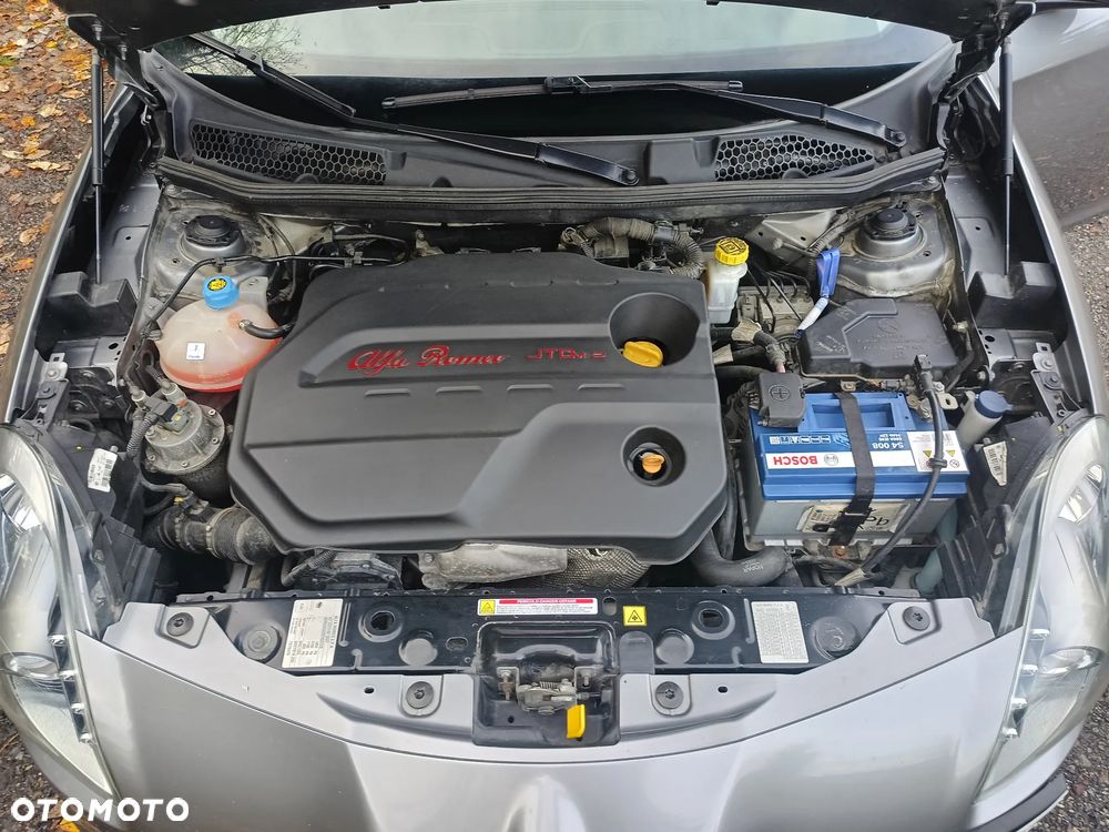 Alfa Romeo Giulietta 1.6 JTDM 16V - 13