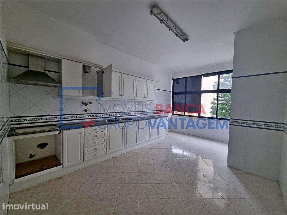 APARTAMENTO T3 SANTARÉM - Grande imagem: 4/19
