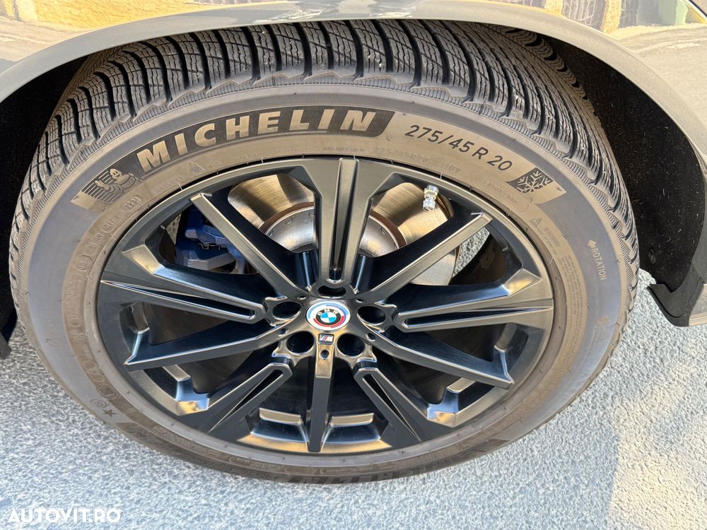 BMW X6 xDrive40i AT MHEV - 23