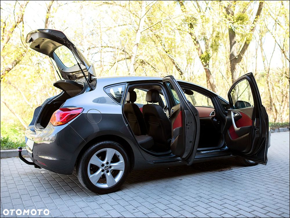 Opel Astra - 16