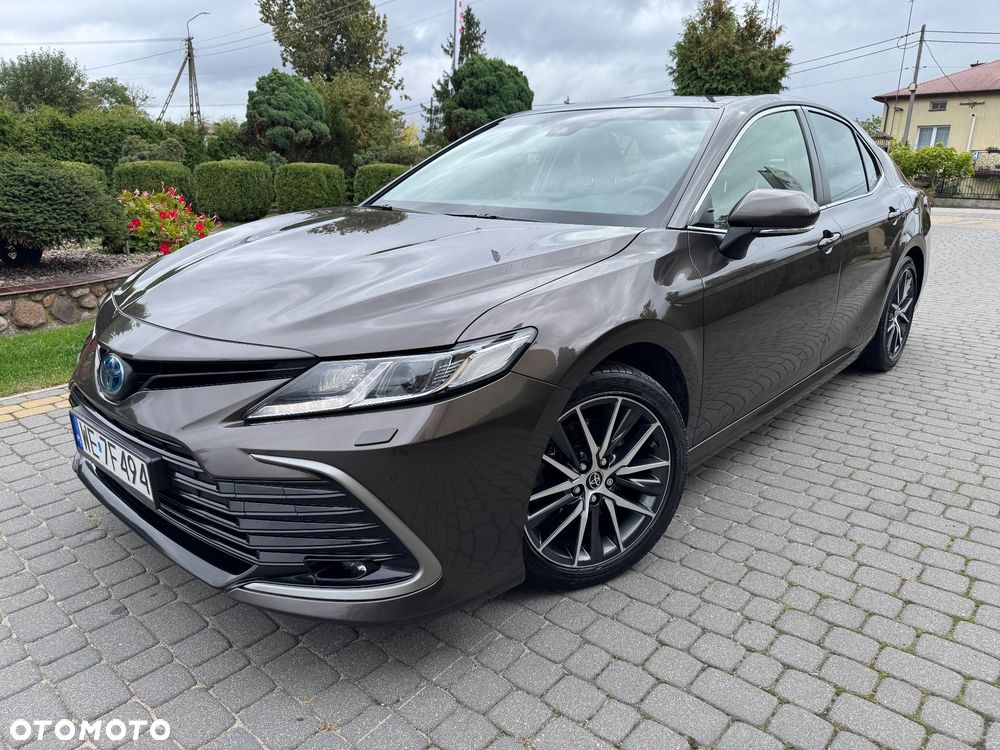 Toyota Camry 2.5 Hybrid Prestige CVT - 2