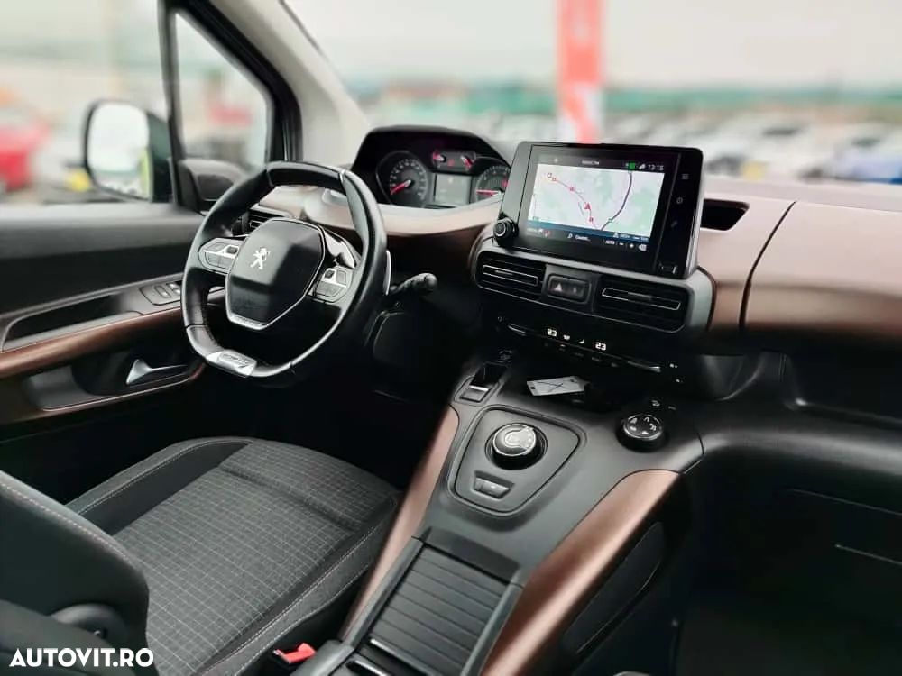 Peugeot Rifter - 19