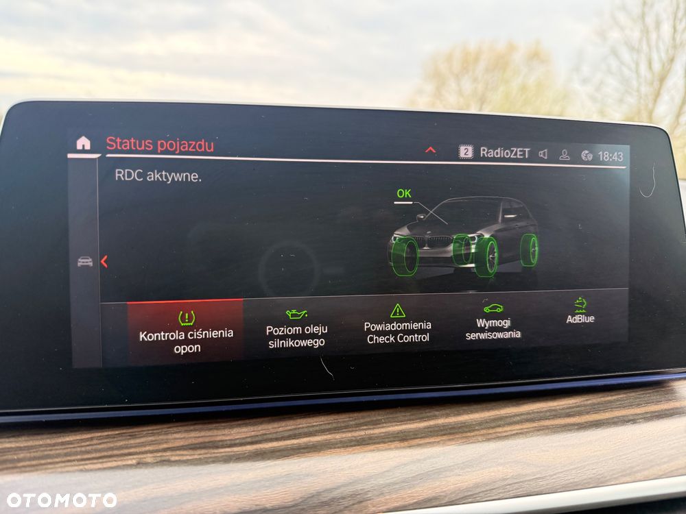 BMW Seria 5 530d xDrive Luxury Line - 13