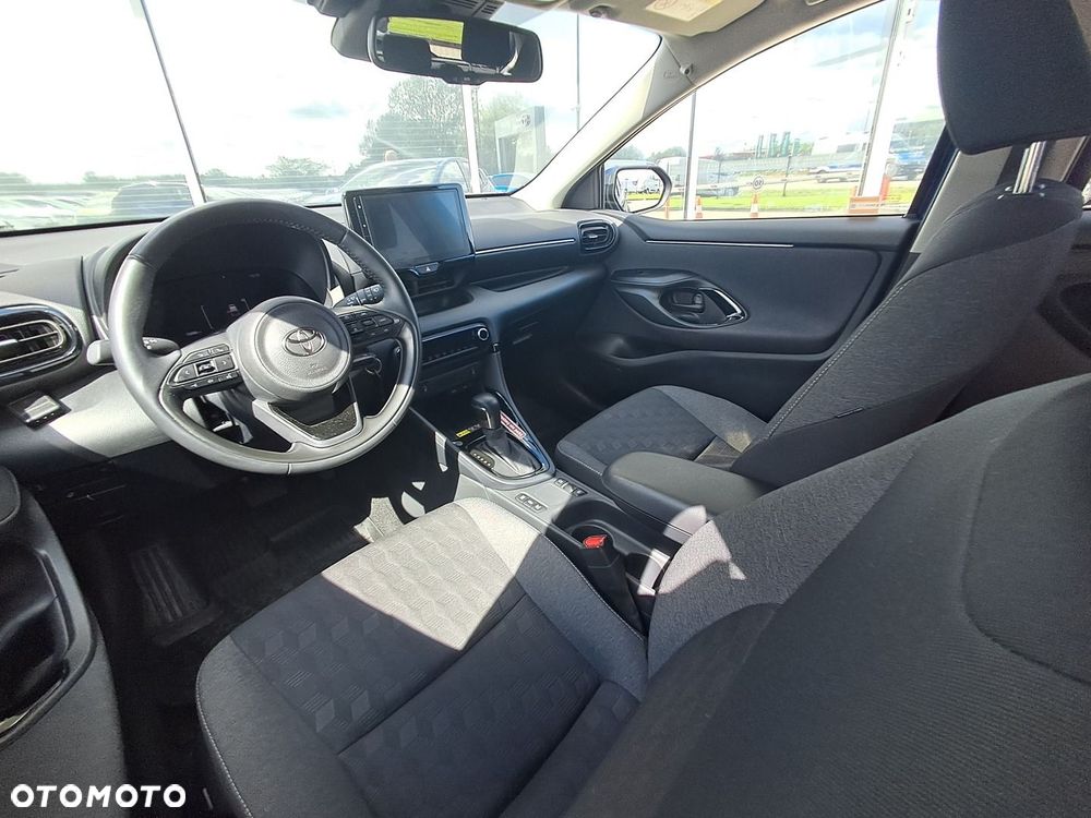 Toyota Yaris Hybrid 1.5 Style - 9