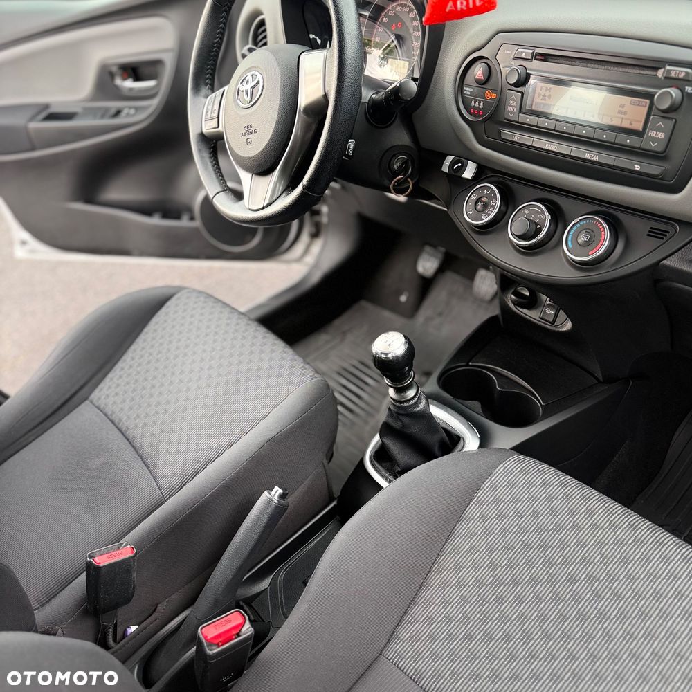 Toyota Yaris 1.4 D-4D Active - 6