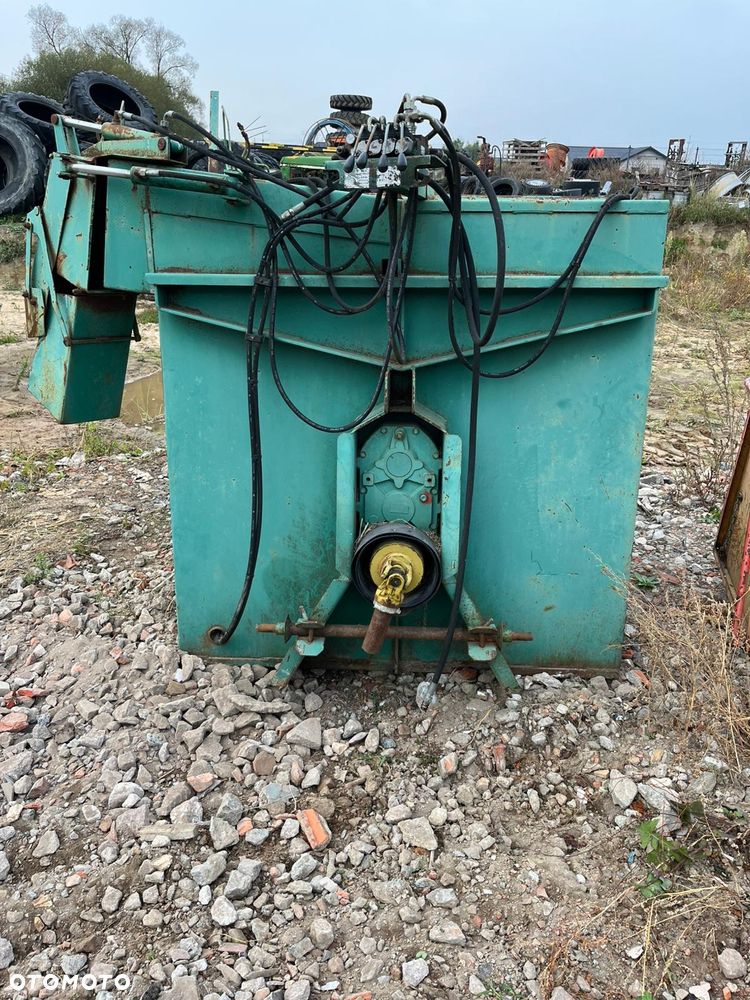 Kverneland Taarup 807 - 15
