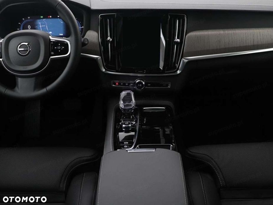 Volvo V90 - 8