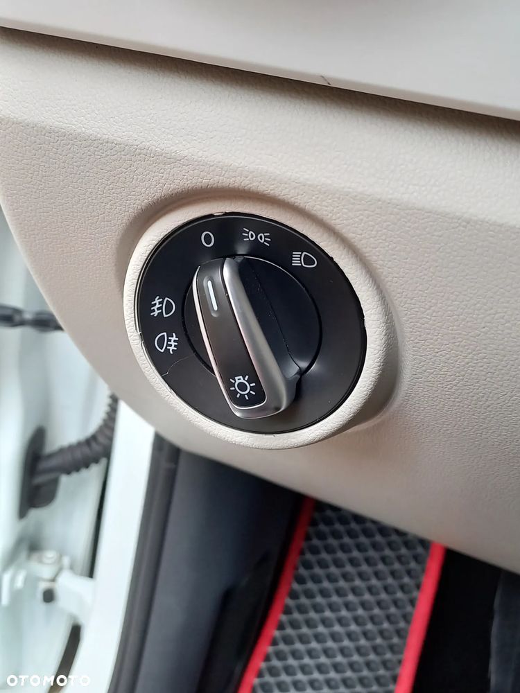 Volkswagen up! 1.0 Beats - 7