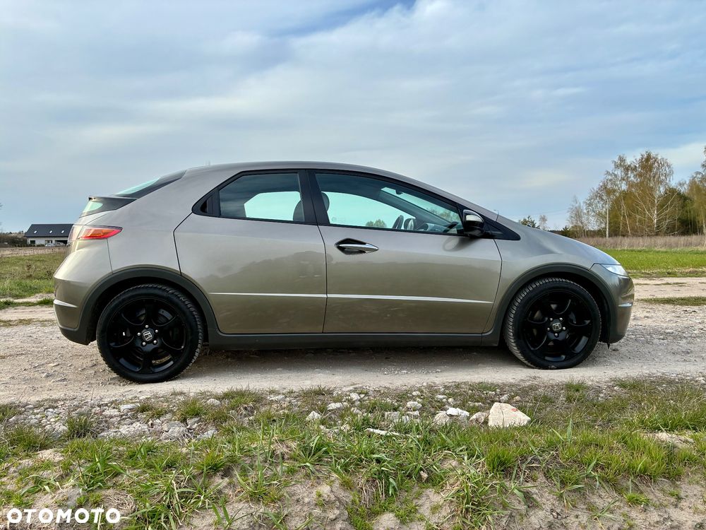 Honda Civic 1.8i-VTEC Sport - 5