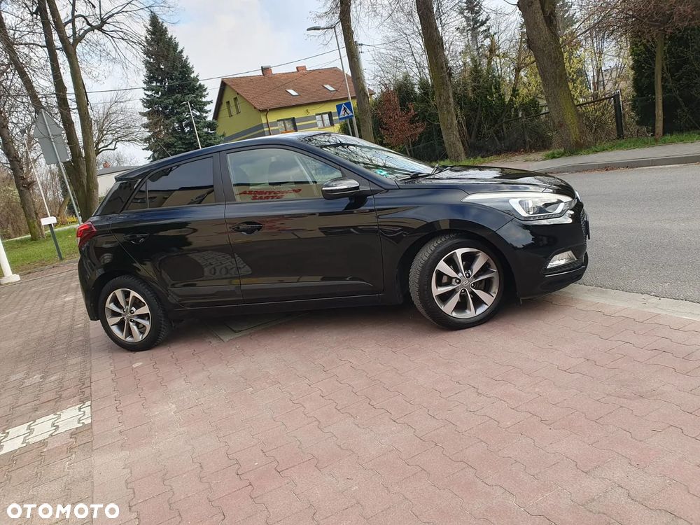 Hyundai i20 blue 1.2 YES!+ - 5