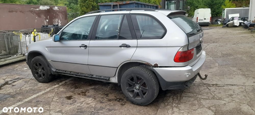 BMW X5 E53 zderzak - 9