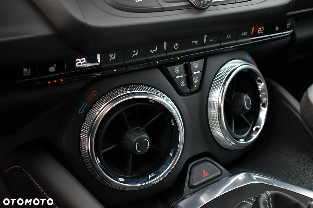 Chevrolet Camaro - 13