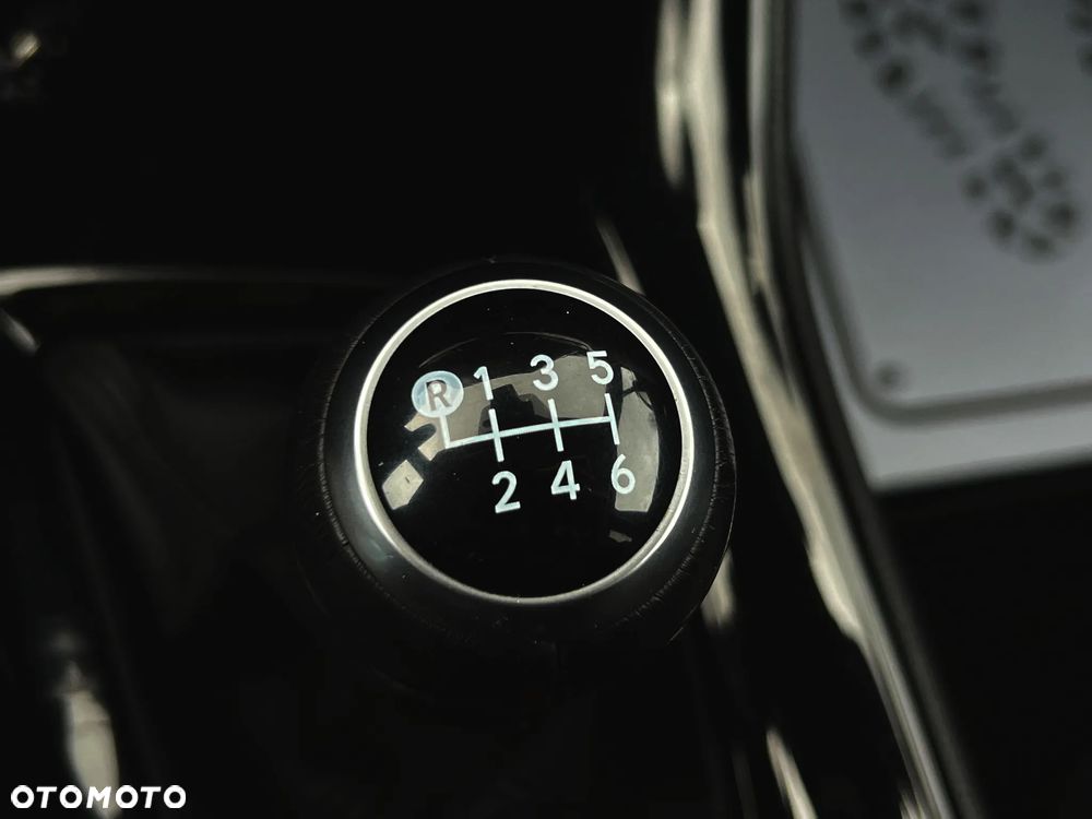 Toyota C-HR 1.2 T Prestige - 26