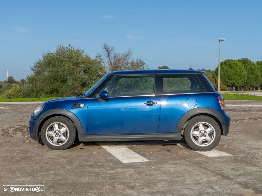 MINI 3 Portas Cooper D - 14