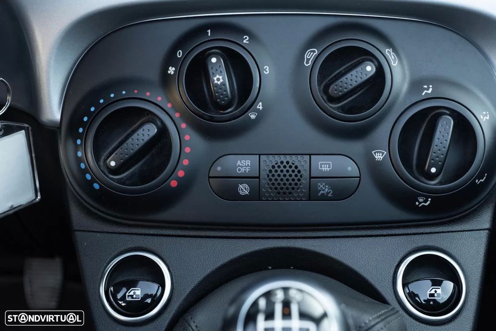 Fiat 500C 1.0 Hybrid Connect - 18