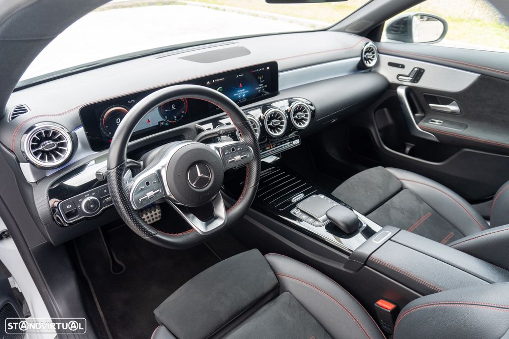 Mercedes-Benz CLA 200 7G-DCT AMG Line Advanced Plus - 15