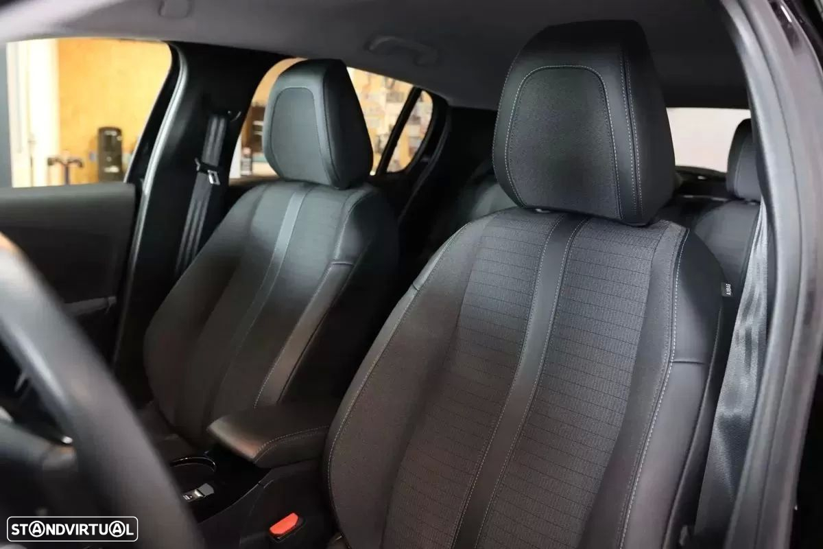 Peugeot e-208 50 kWh Allure - 7