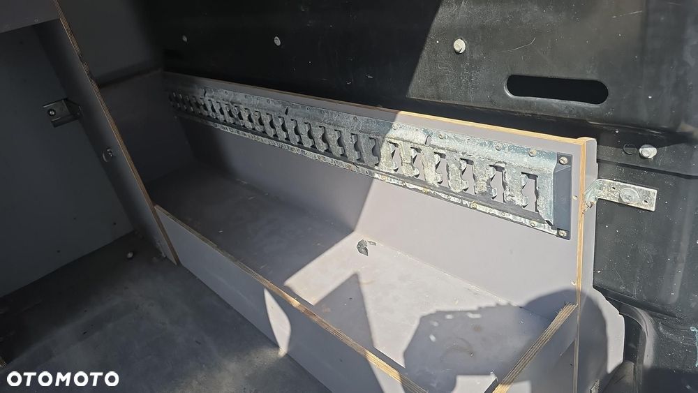 Peugeot expert - 19