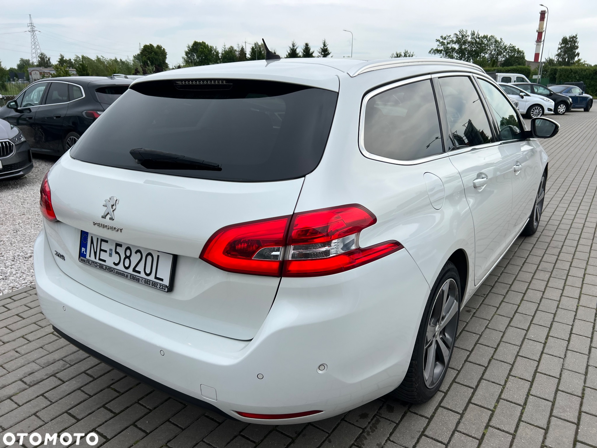 Peugeot 308 SW BlueHDi 150 EAT6 Stop & Start Business-Line - 8