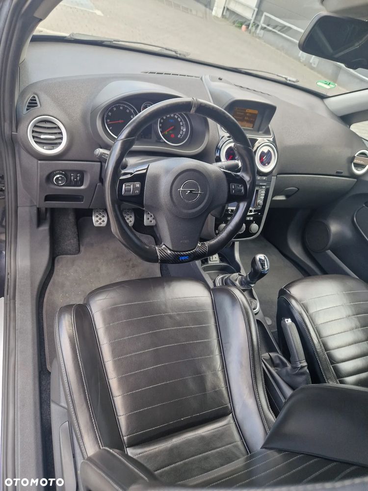 Opel Corsa 1.6 Turbo OPC - 20