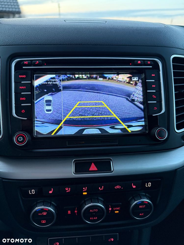 Volkswagen Sharan 2.0 TDI Highline DSG - 28