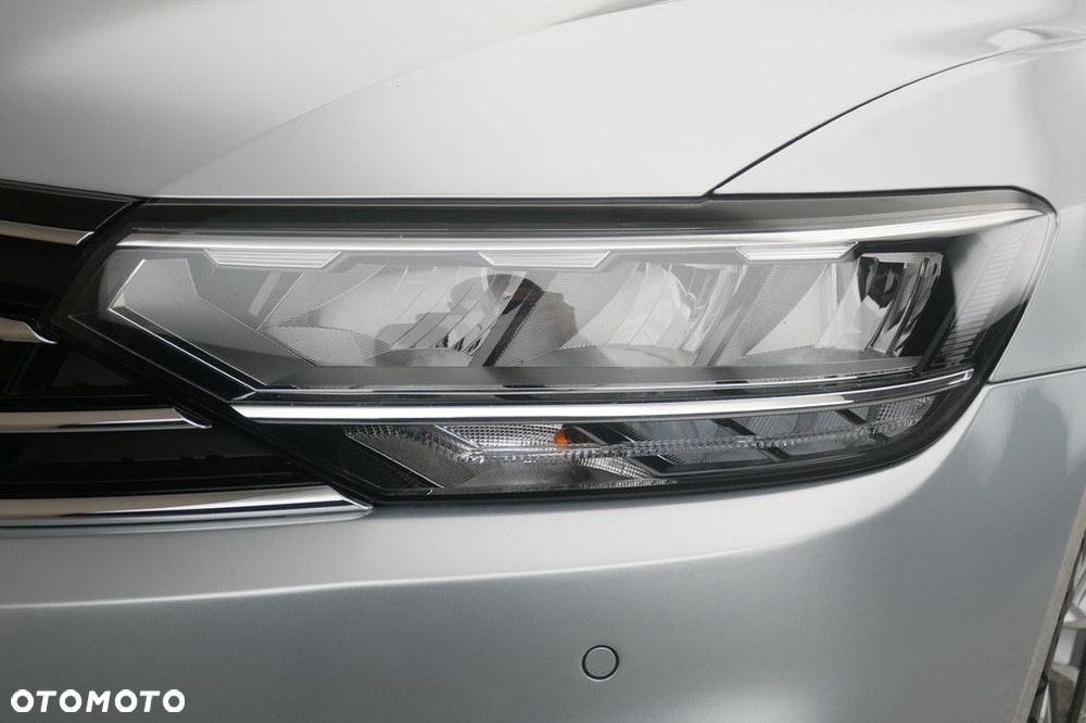 Volkswagen Passat 1.5 TSI EVO Business - 13