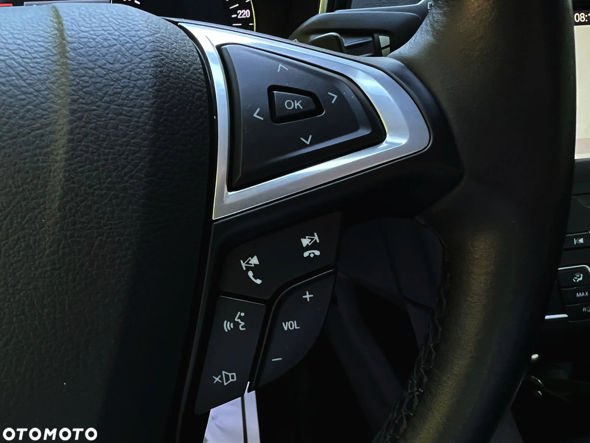 Ford Mondeo - 23