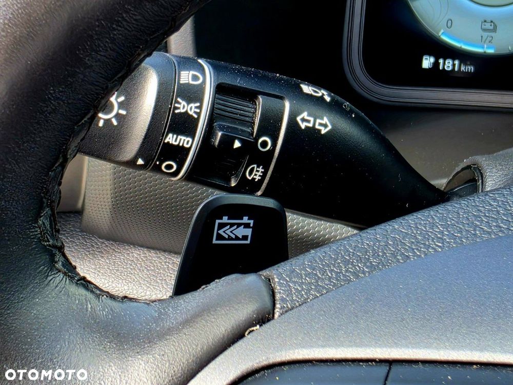 Hyundai Kona - 18